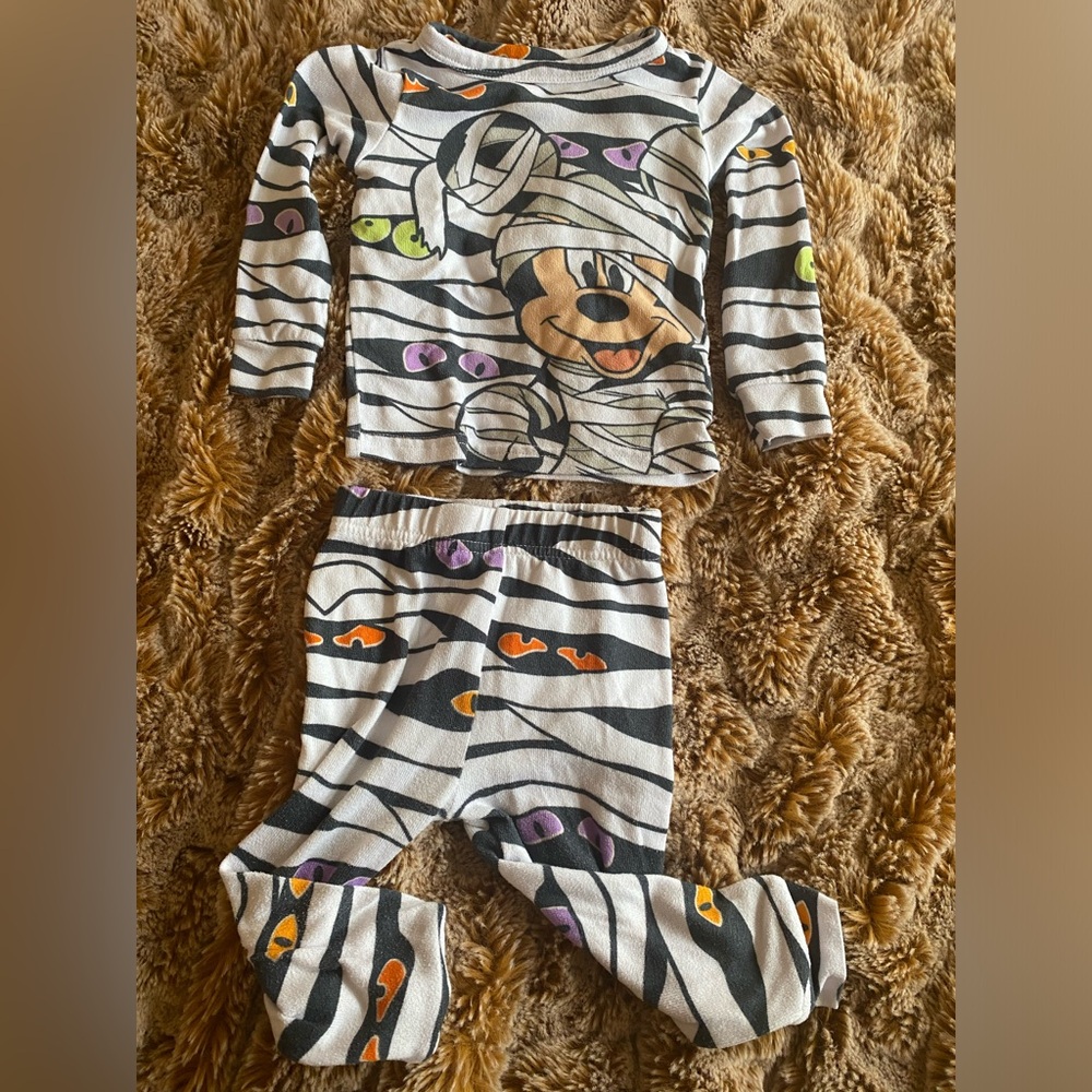 Disney Halloween Mickey Mouse glow in the dark pajamas